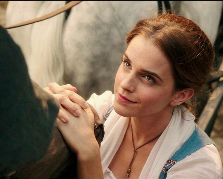 12S23Lwl Princess Belle Watson ai facial 10.jpg